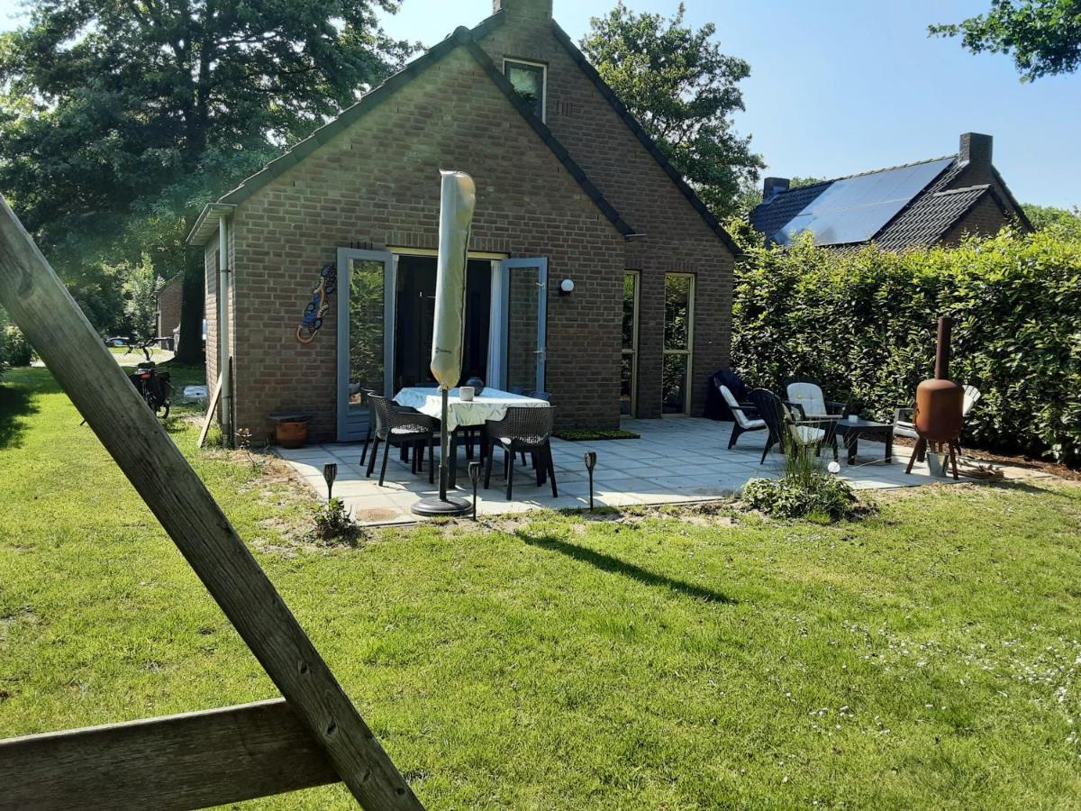 Ewijk Rumah Senang Wellness Met Hottub En Tuin מראה חיצוני תמונה