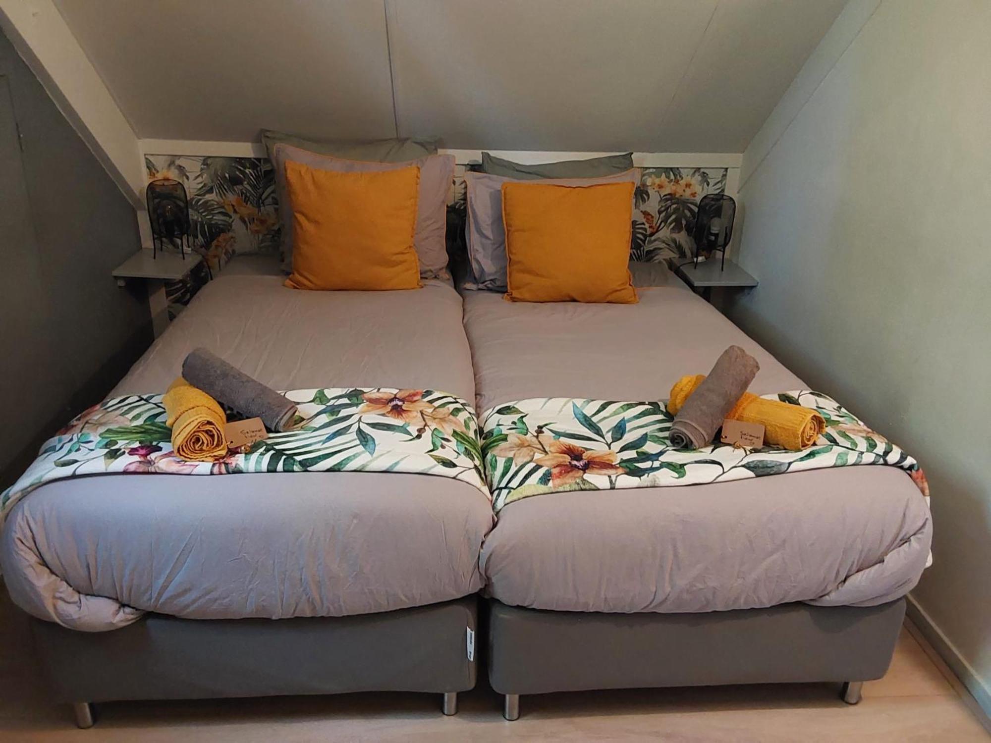 Ewijk Rumah Senang Wellness Met Hottub En Tuin מראה חיצוני תמונה
